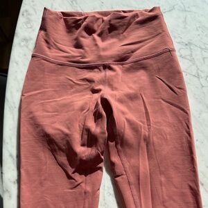 lululemon Wunder Train Size 4 leggings